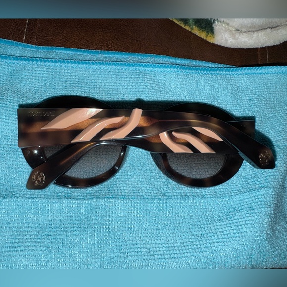 Roberto Cavalli Tortoise Shell Sunglasses - Picture 6 of 10